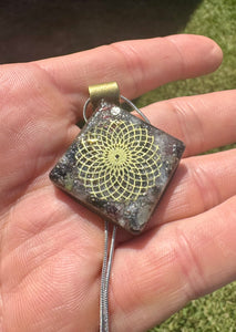 The “Quadrangle” Orgone Amulet- Auric Field Protection- 18k gold grid