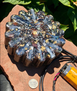 The “Flower Equalizer” 15 Hz Radionics Charging Plate- 17 oz, 4.25” diameter, 1.5” height