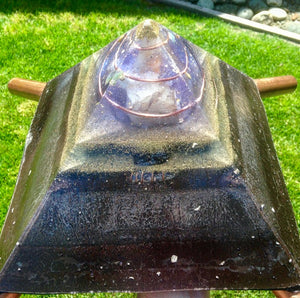The "XXL Jumbo Giza Mini-Chembuster”- 11x11” base, with 8.5” Copper Earth Pipes 🔺