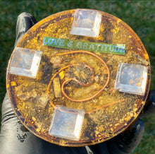 The “Small Dream Machine”- compact, portable, powerful, handheld Orgone